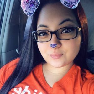 Meet your Posher, Leyla